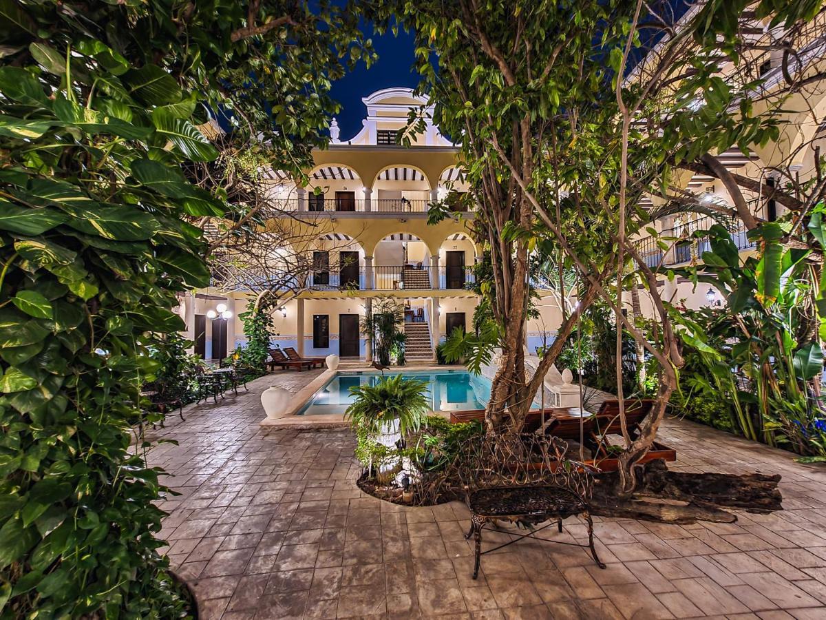 Hotel Fundadores Вальядолид Экстерьер фото