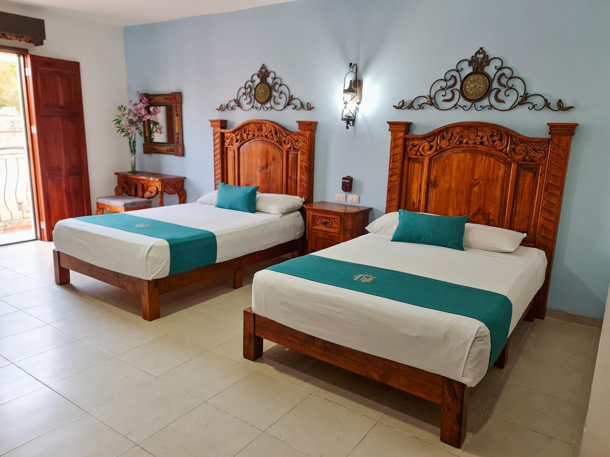 Hotel Fundadores Вальядолид Экстерьер фото